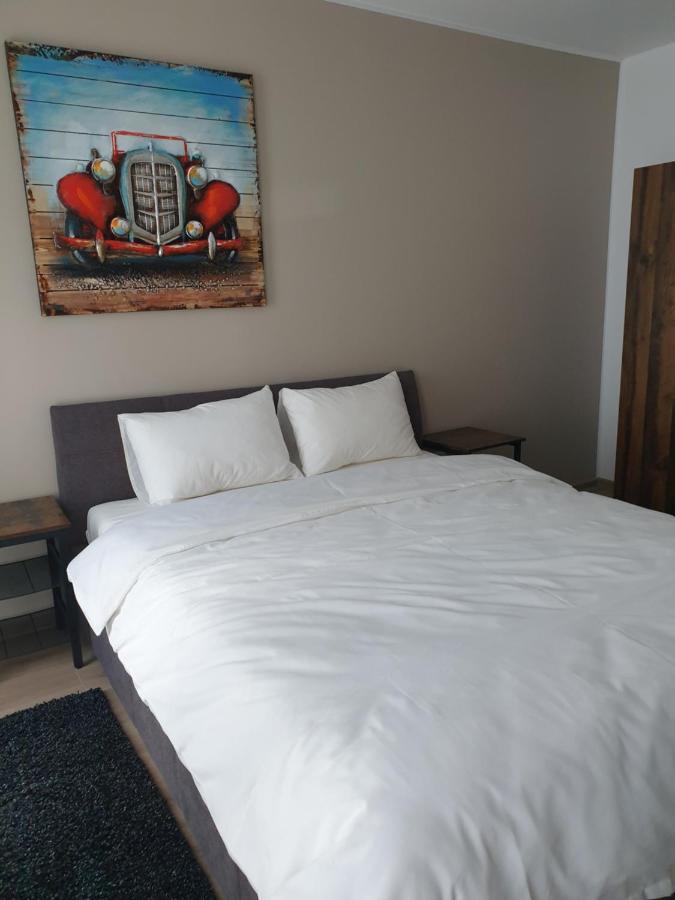 Qualis Apartament2 Lägenhet Braşov Exteriör bild