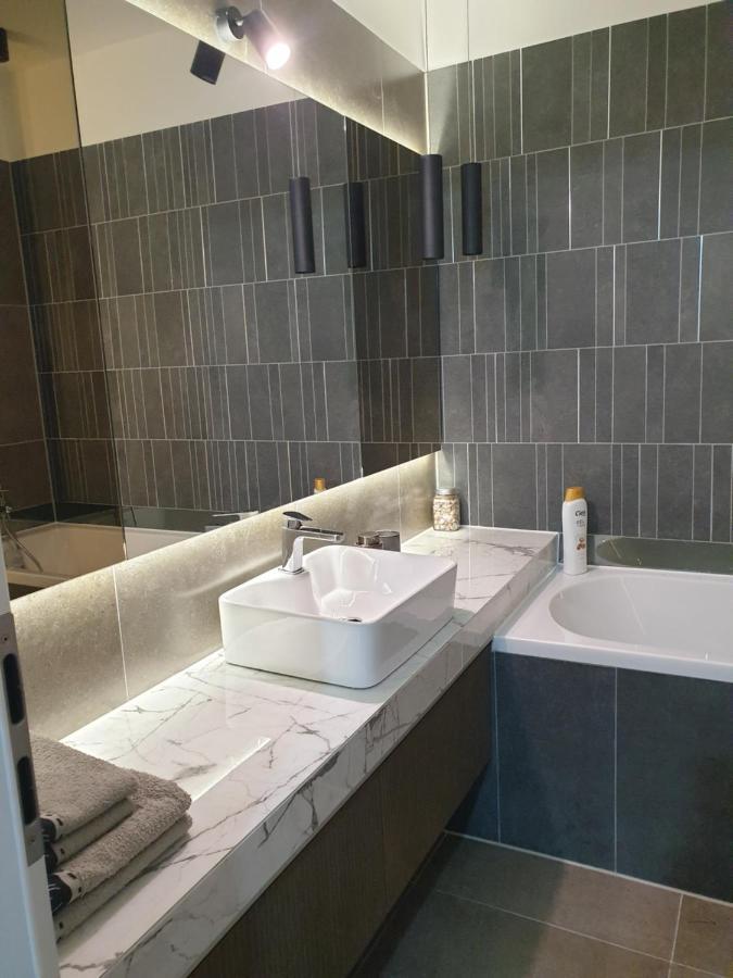 Qualis Apartament2 Lägenhet Braşov Exteriör bild
